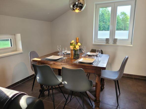 האוסהם Familienfreundliche Grosszuegige Ferienwohnung Schlierachwelle Zwischen Schliersee Und Tegernsee מראה חיצוני תמונה